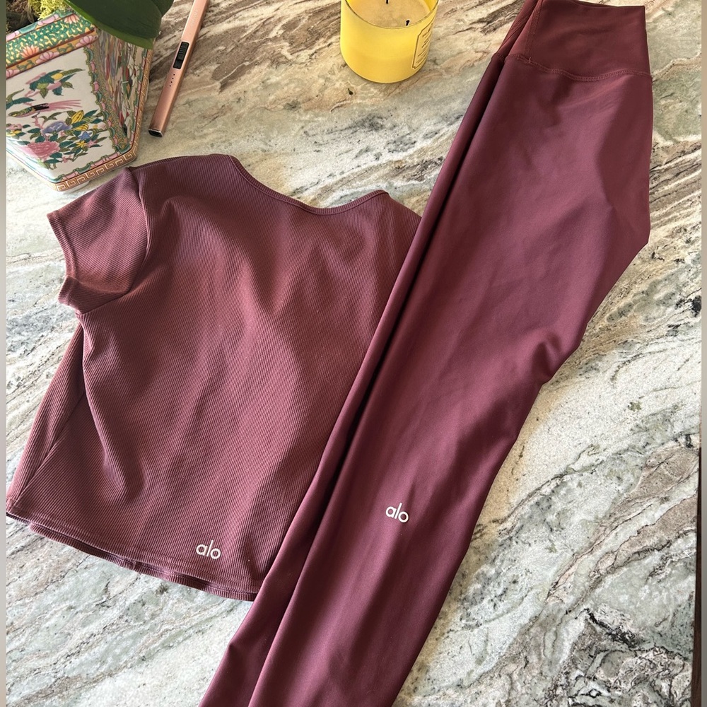 Alo Yoga Set